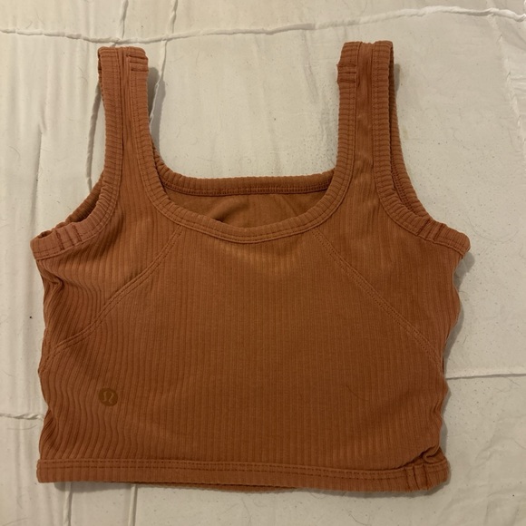 Lulu - Picture 2 of 3